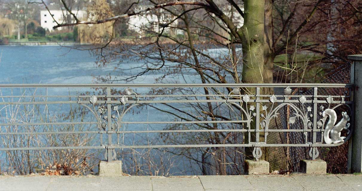 0111040 DE HH Leinpfad Sierichstr.