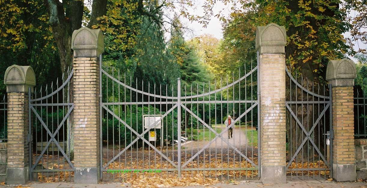 1634050 DE Kiel Friedhof