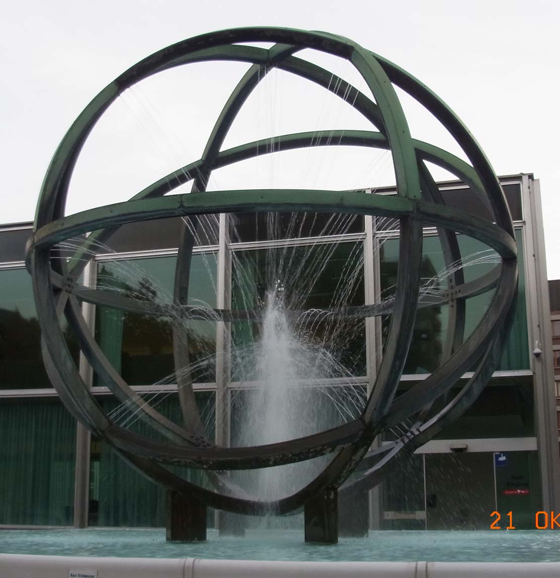 533506110 DE HH Ost West Str